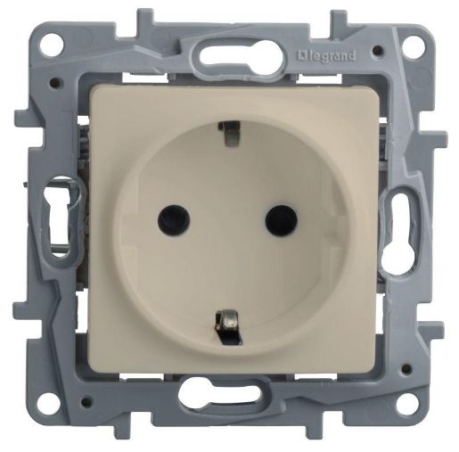 Изображение Розетка 1-м СП Etika 16А IP31 250В 2P+E с заземл. защ. шторки немецк. стандарт винт. клеммы механизм сл. кость Leg 672322
