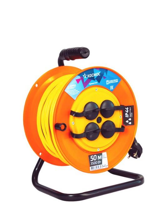 Изображение Удлинитель на катушке 4х50м с заземл. 16А IP44 3.5кВт ПВС 3х1 с терморазмыкателем КОСМОС YKKsm50m-4g-Z(16A)IP