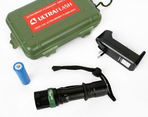 Изображение Фонарь аккумуляторный E142 CREE 3Вт фокус 3 режима 220В пластик. черн. (бокс) Ultraflash 12187