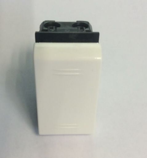 Изображение Выключатель 1-кл. 1п 1мод. Viva 16А IP20 бел. DKC 45011