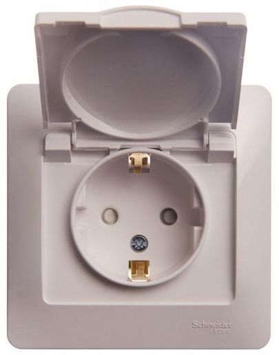 Изображение Розетка 1-м СП Glossa 16А IP20 с заземл. защ. шторки с крышкой в сборе бел. SE GSL000146