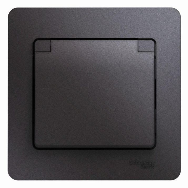Изображение Розетка 1-м СП Glossa 16А IP20 250В с заземл. защ. шторки с крышкой в сборе графит SE GSL001346