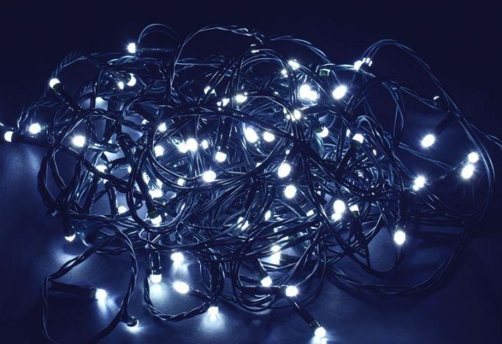 Изображение Гирлянда "Нить" 10м 100LED бел. IP20 провод зел. 230В с контроллером 8 режимов IEK LGDB110-2-100-10-G-S-20