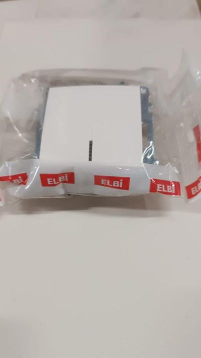Изображение Выключатель 1-кл. СП Zena 10А IP20 с LED-подсветкой механизм бел. ABB 609-010200-201