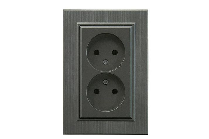 Изображение Розетка 2-я Karea LINE STAR без заземл. дым. металлик Makel 86050017