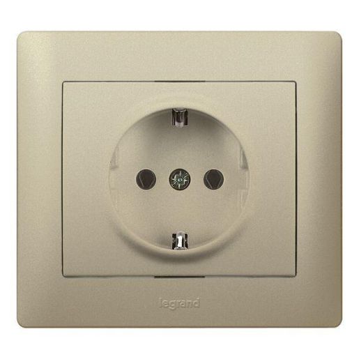 Изображение Розетка 1-м СП Galea Life 16А IP20 2P+E защ. шторки немецк. стандарт с лицев. панелью титан Leg 771463