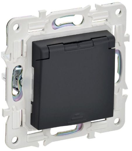 Изображение Розетка 1-м SKANDY 16А IP44 с заземл. защ. шторки с крышкой SK-R11G графит IEK SK-R16-16-44-K53