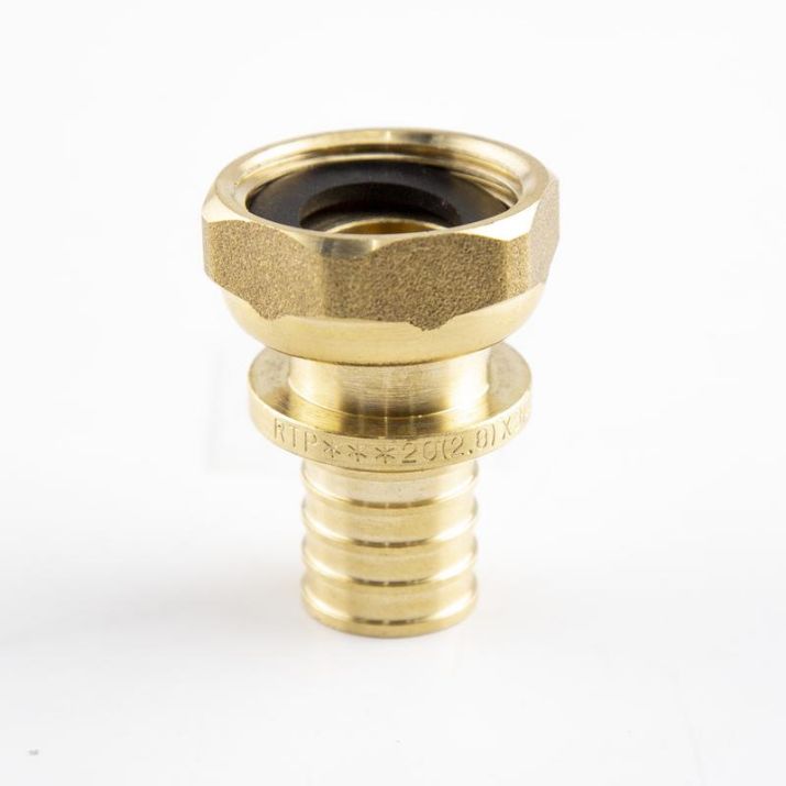 Изображение Муфта с накидной гайкой аксиальная латунь 16х3/4дюйм жел. RTP 34791