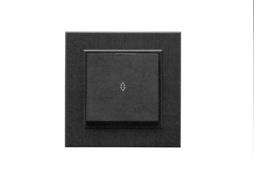 Изображение Выключатель проходной 1-клав. Karea LINE STAR чер.Makel 86054005