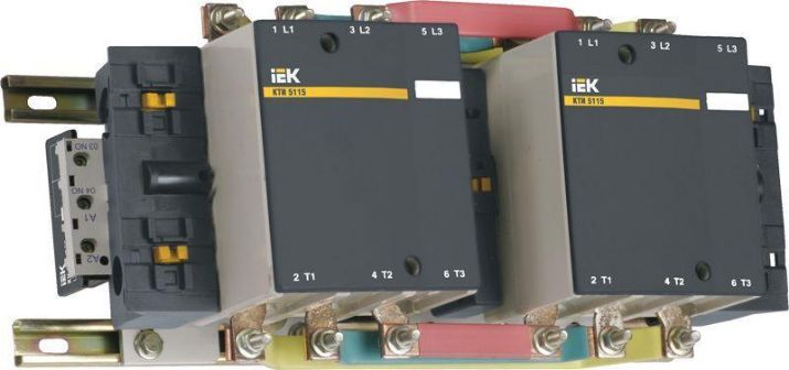 Изображение Контактор КТИ-51503 реверс 150А 230В/АС3 IEK KKT53-150-230-10